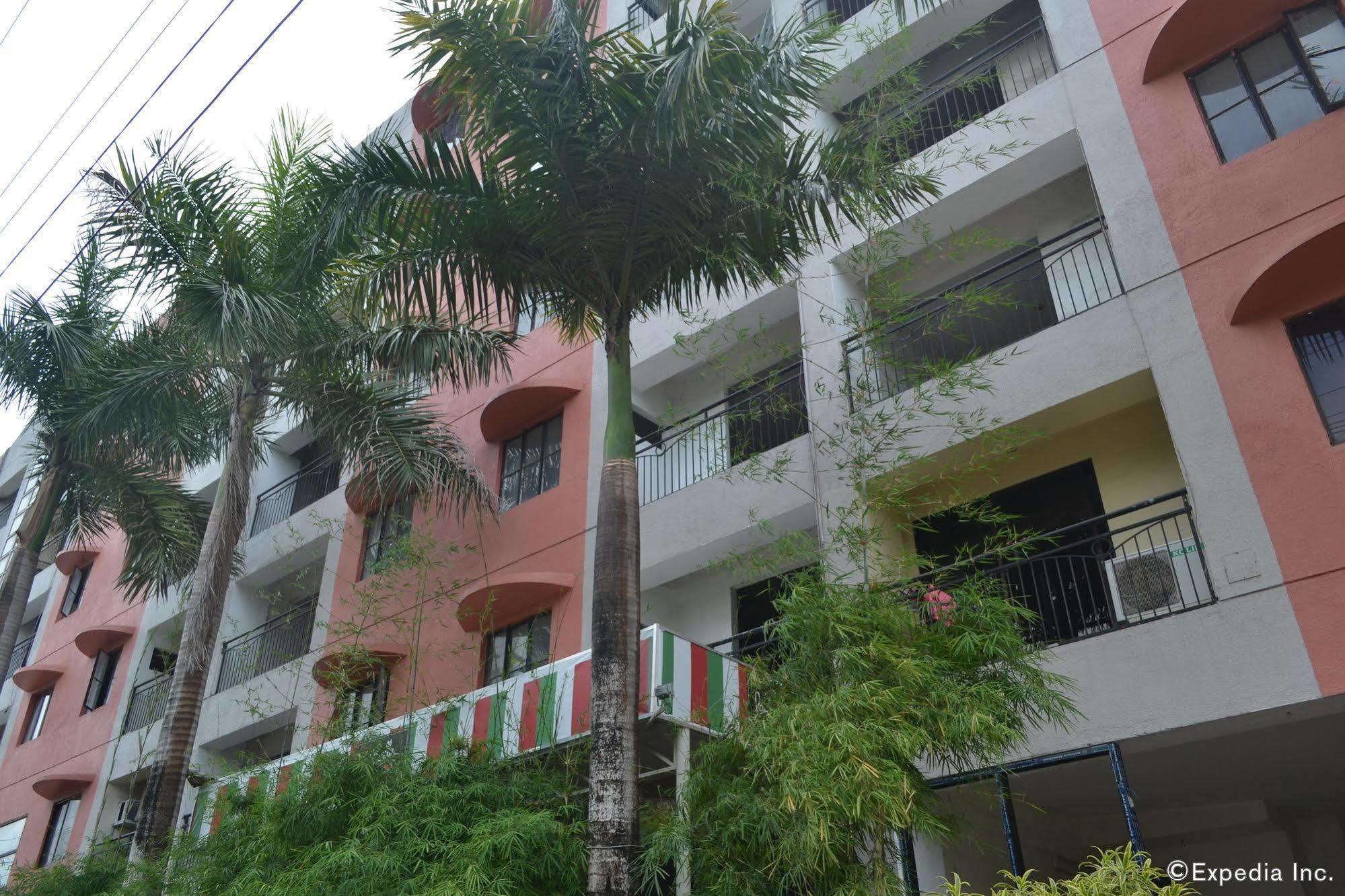 Sdr Serviced Apartments Cebu Esterno foto