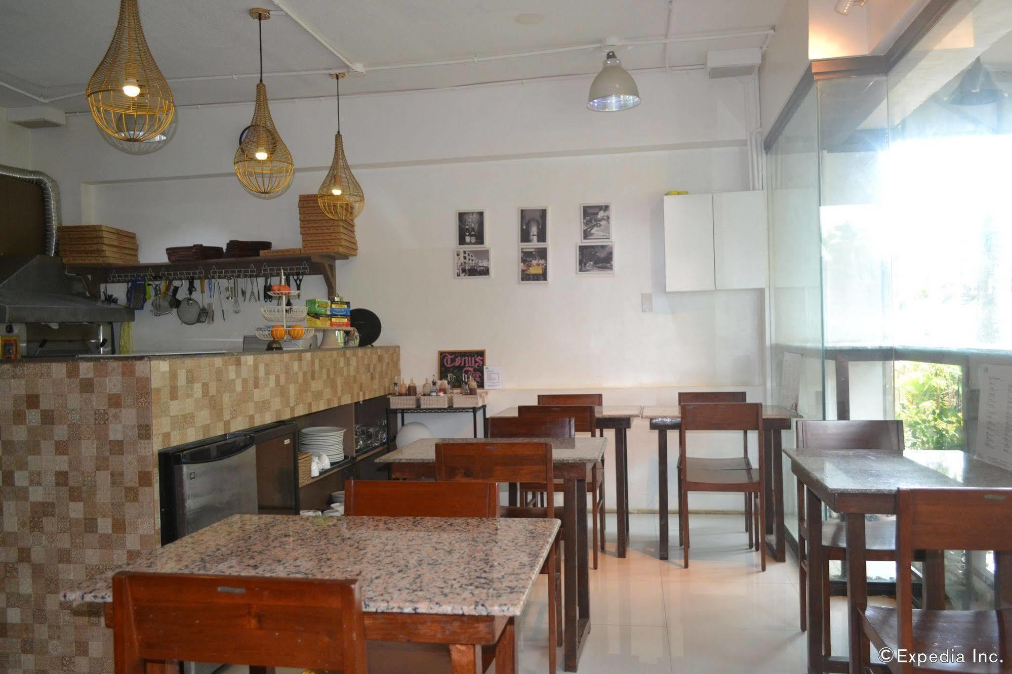 Sdr Serviced Apartments Cebu Esterno foto