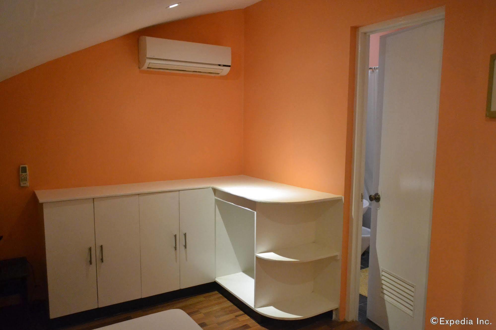 Sdr Serviced Apartments Cebu Esterno foto
