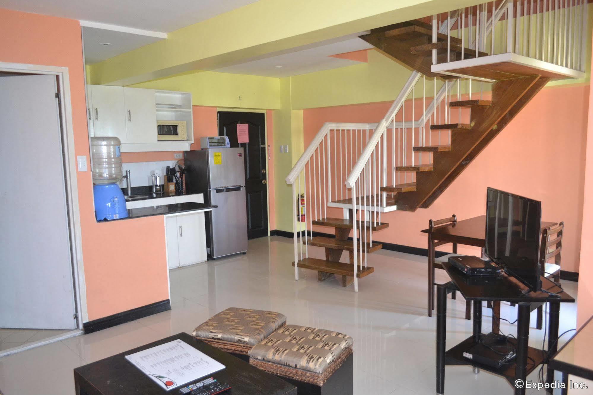 Sdr Serviced Apartments Cebu Esterno foto