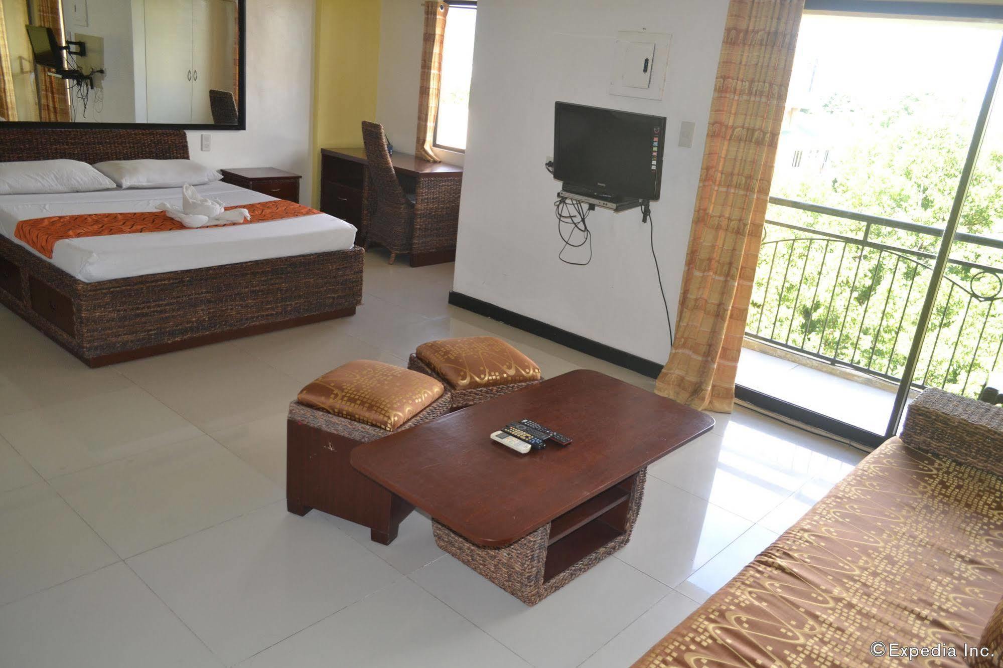 Sdr Serviced Apartments Cebu Esterno foto